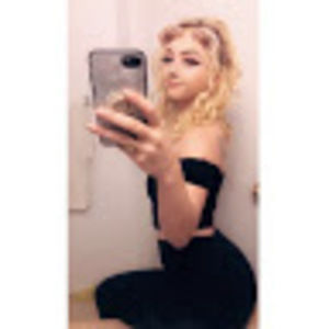 Meet your Posher, Blondiee